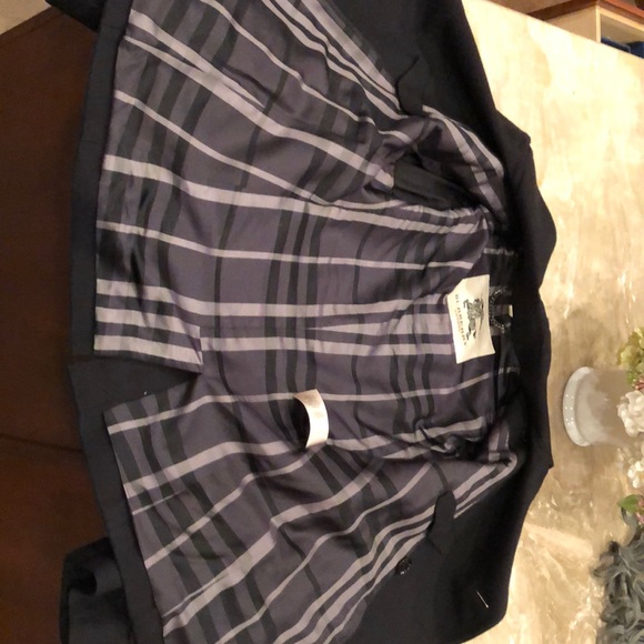 Coat - Picture 2 of 8